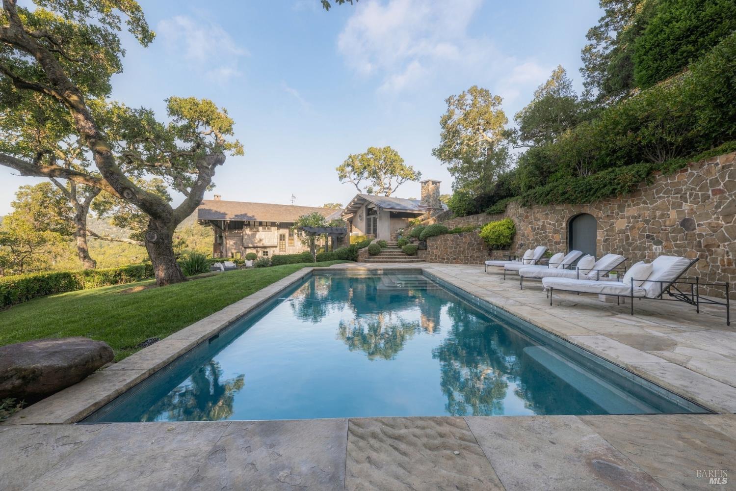 126 Winding Way Ross CA 94957