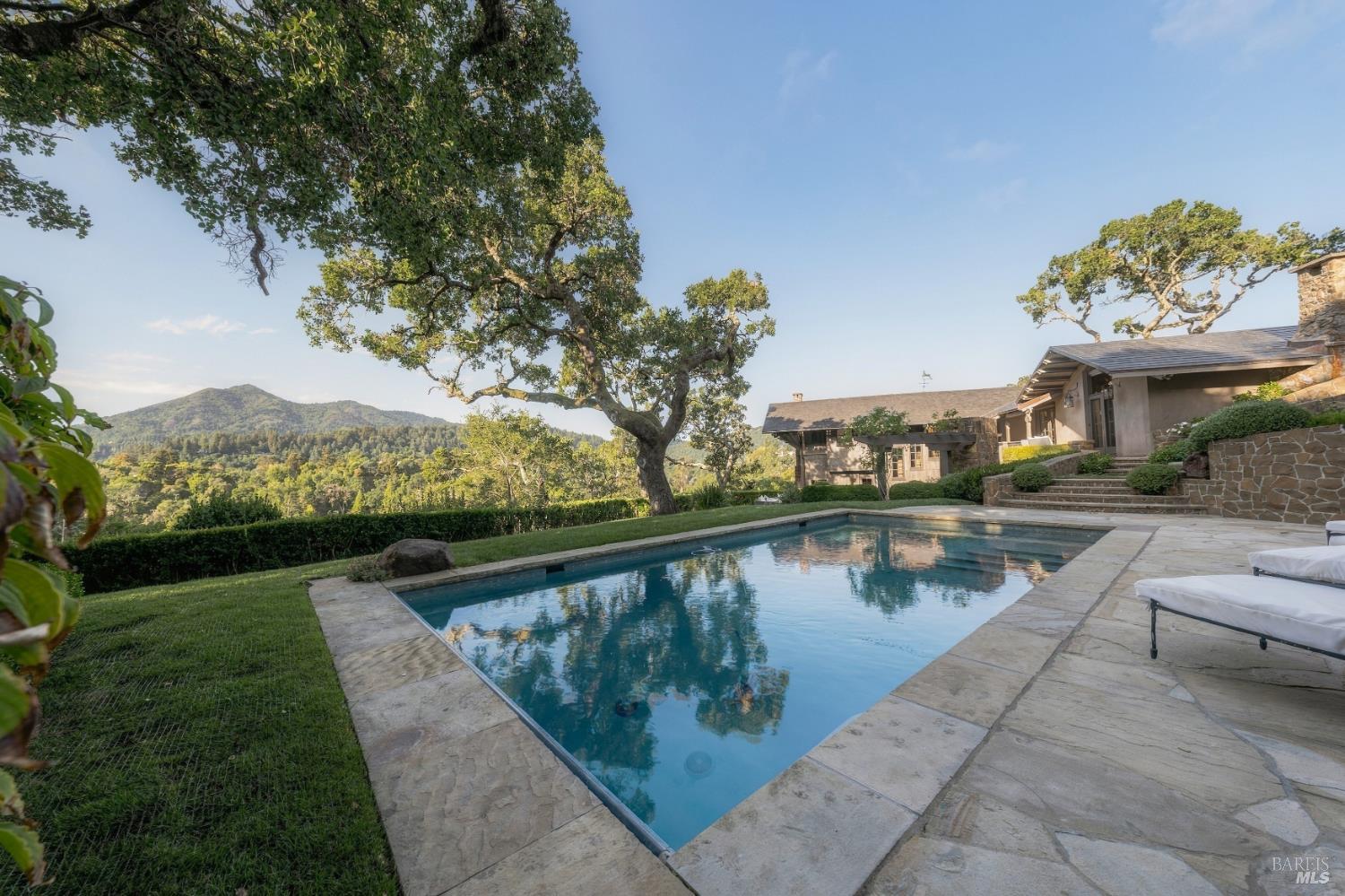 126 Winding Way Ross CA 94957