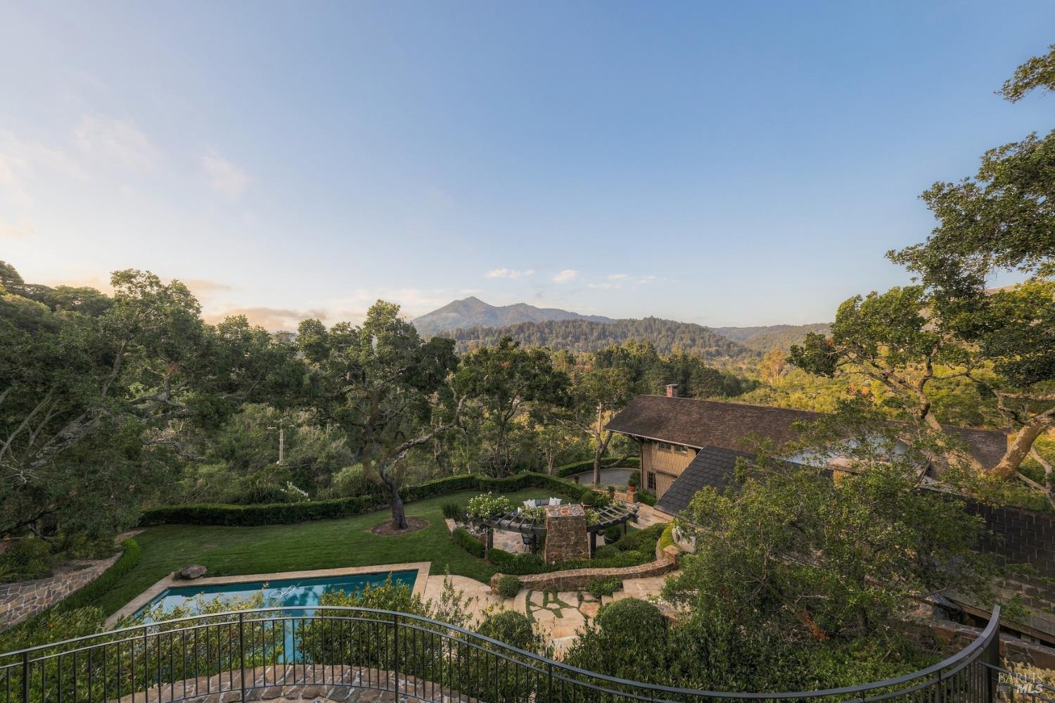 126 Winding Way Ross CA 94957