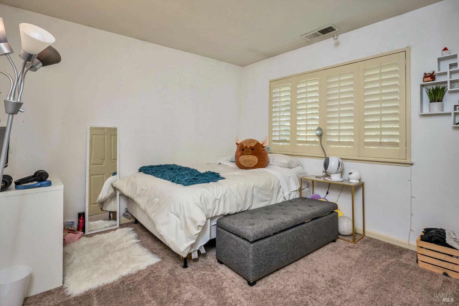 921 Chiles Avenue St. Helena CA 94574