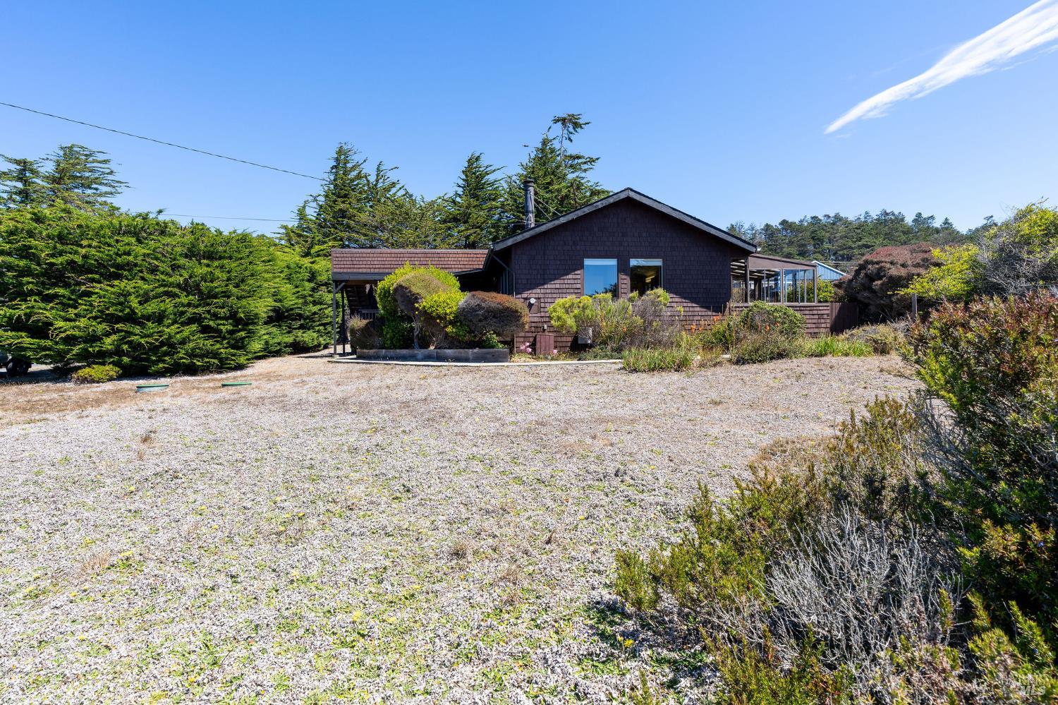 47045 Westward Ho Road Gualala CA 95445