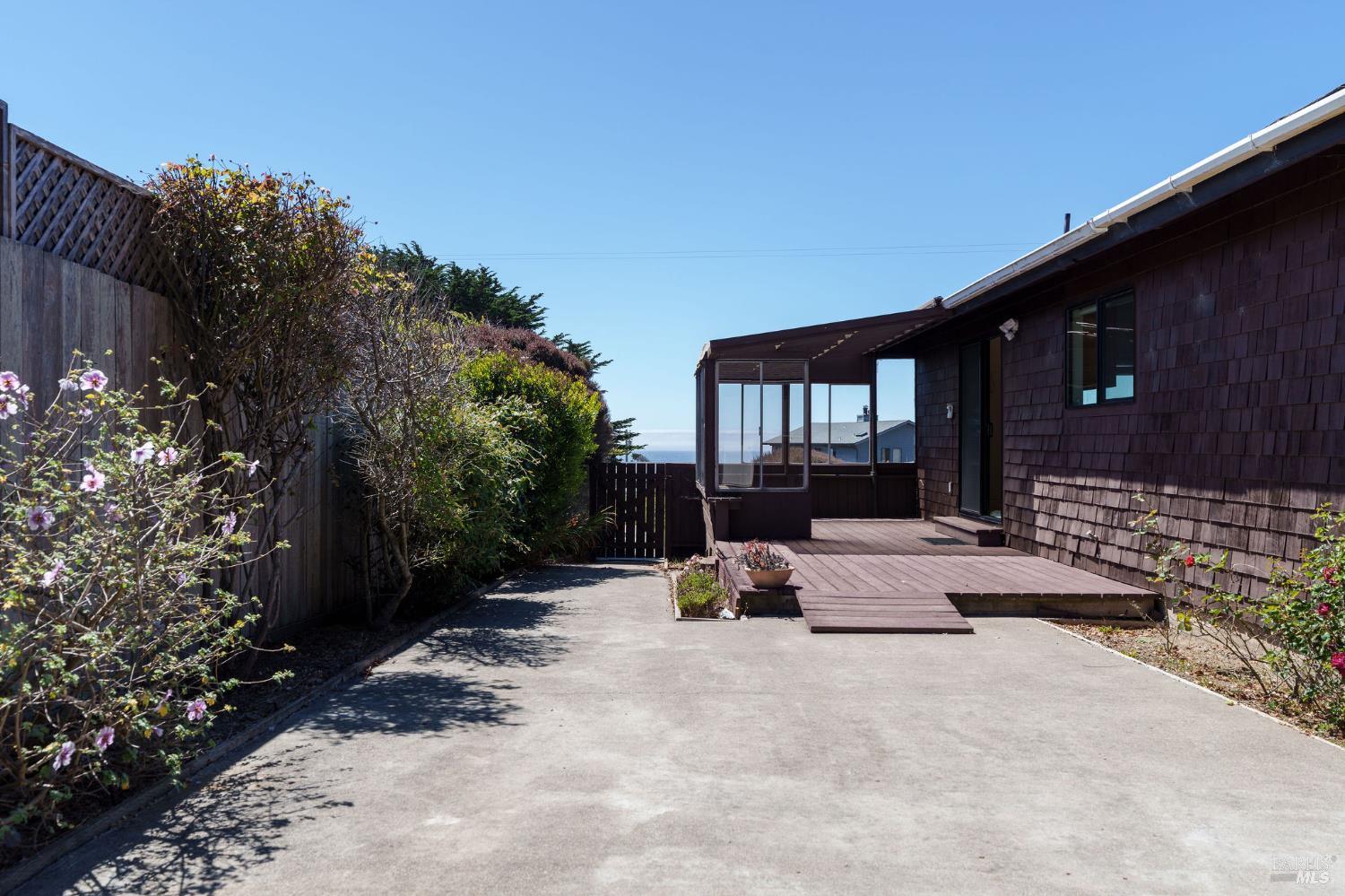 47045 Westward Ho Road Gualala CA 95445