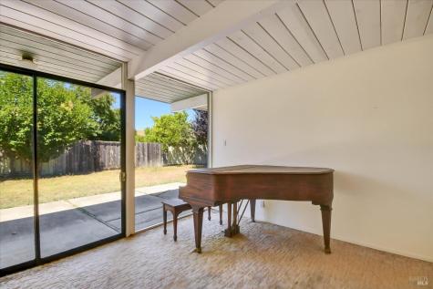 786 Bamboo Terrace San Rafael CA 94903