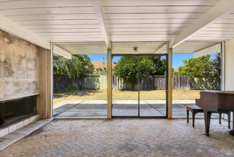 786 Bamboo Terrace San Rafael CA 94903