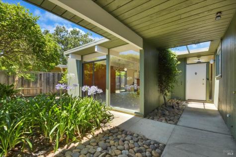 786 Bamboo Terrace San Rafael CA 94903