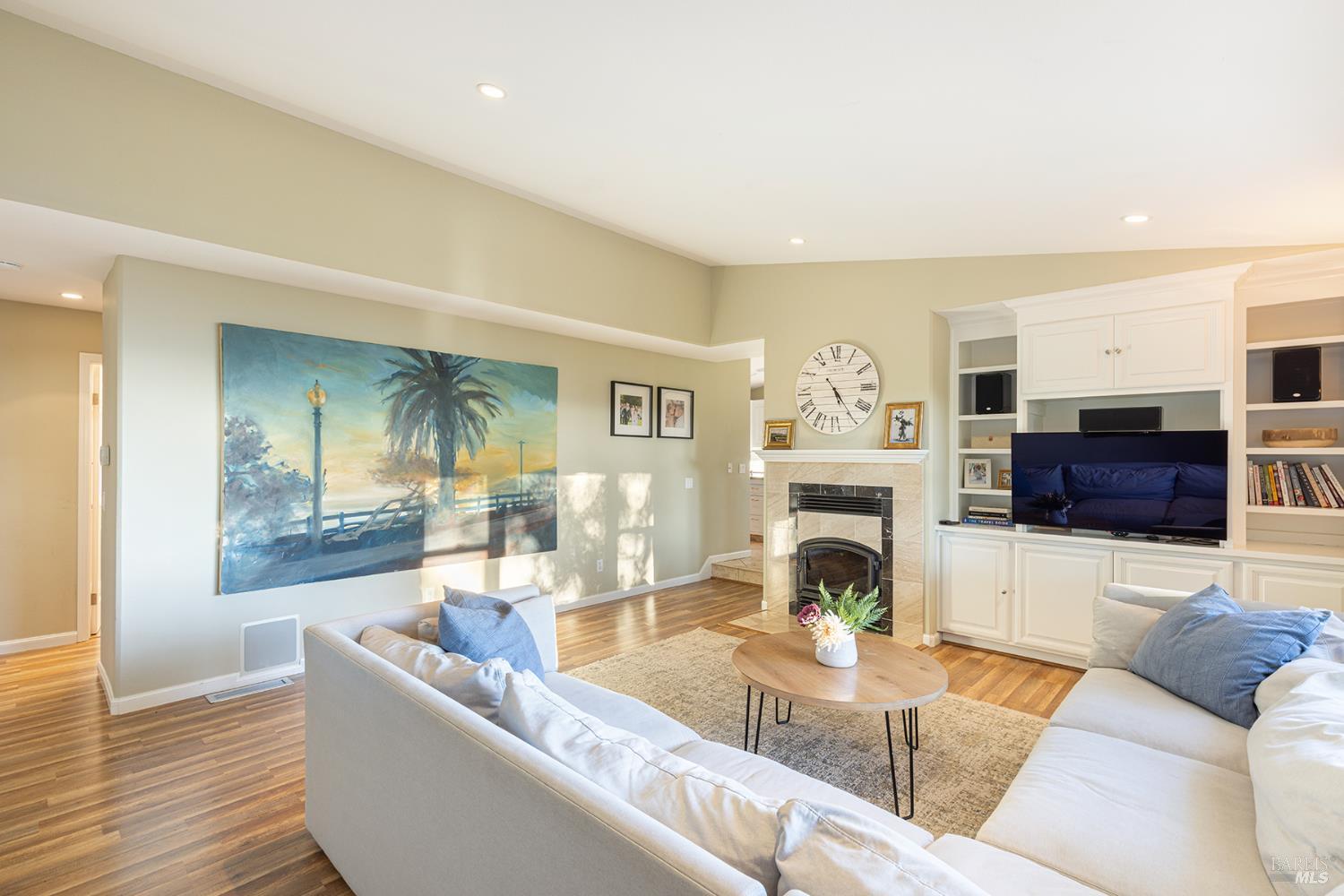 1625 Madrone Avenue Healdsburg CA 95448