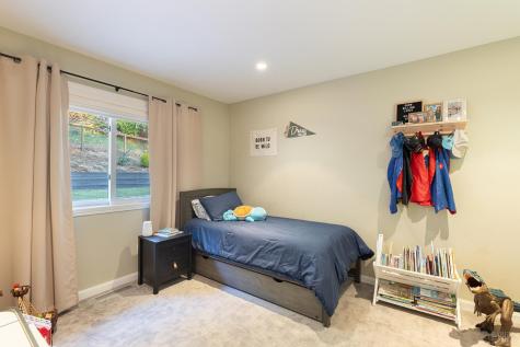 1625 Madrone Avenue Healdsburg CA 95448