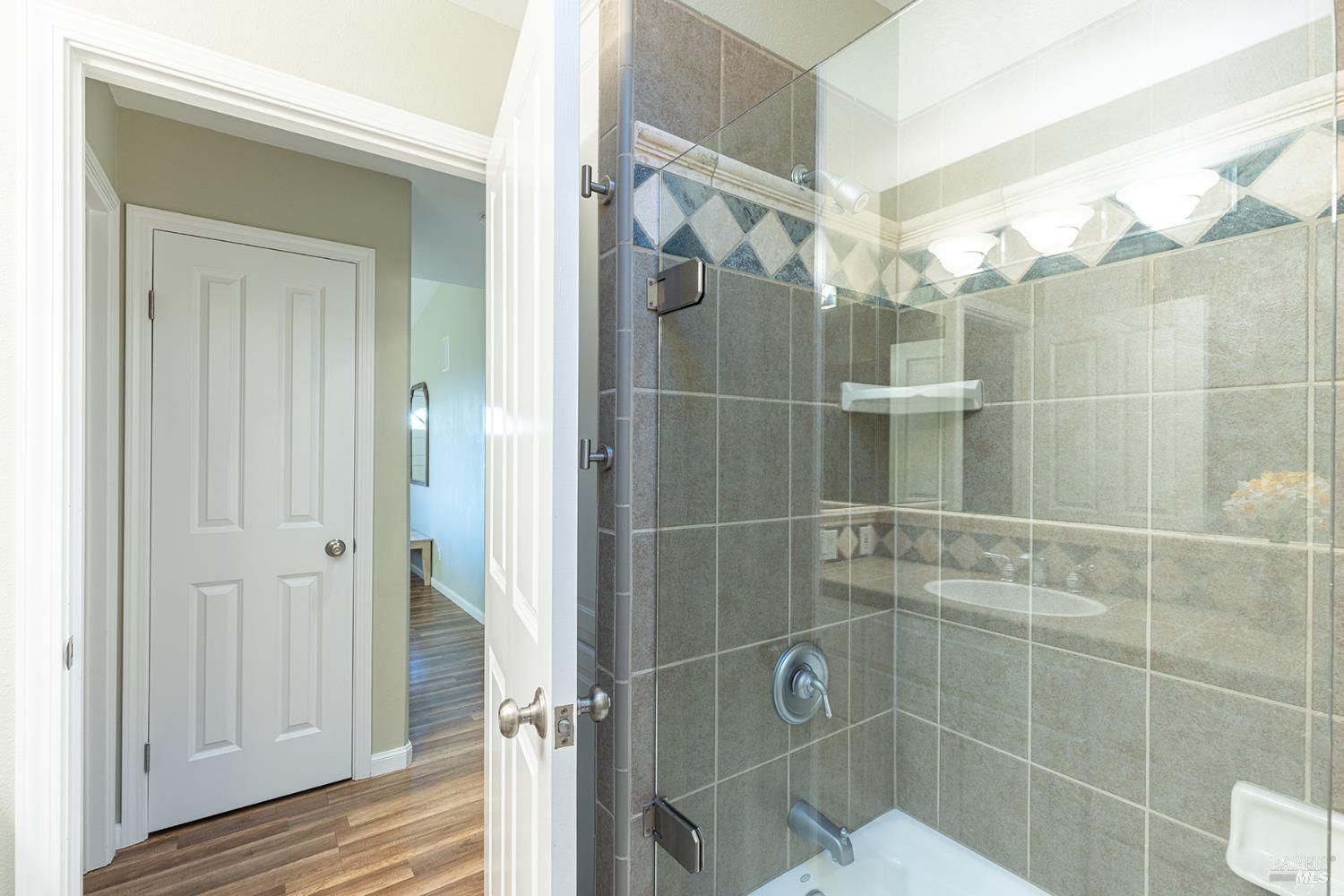1625 Madrone Avenue Healdsburg CA 95448