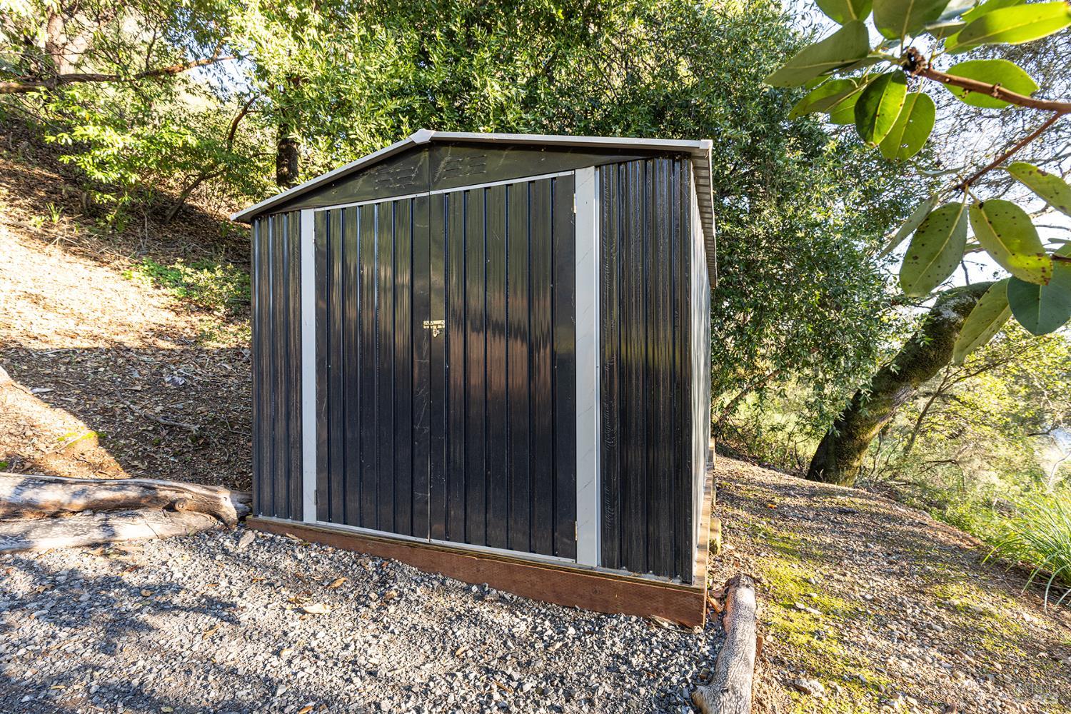 1625 Madrone Avenue Healdsburg CA 95448