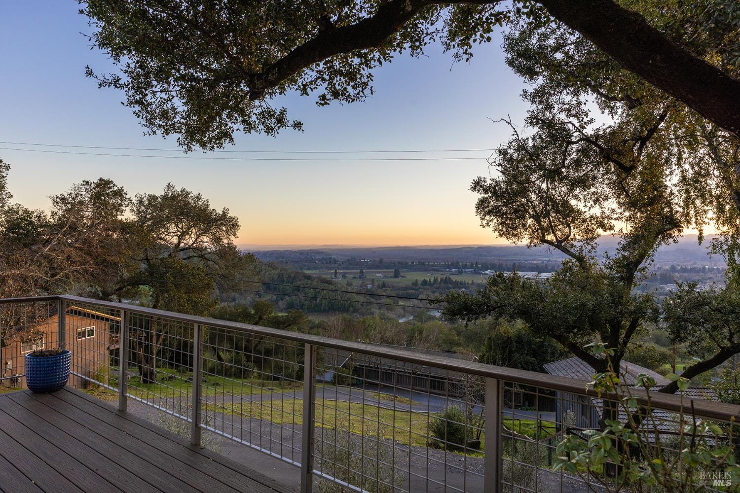 1625 Madrone Avenue Healdsburg CA 95448