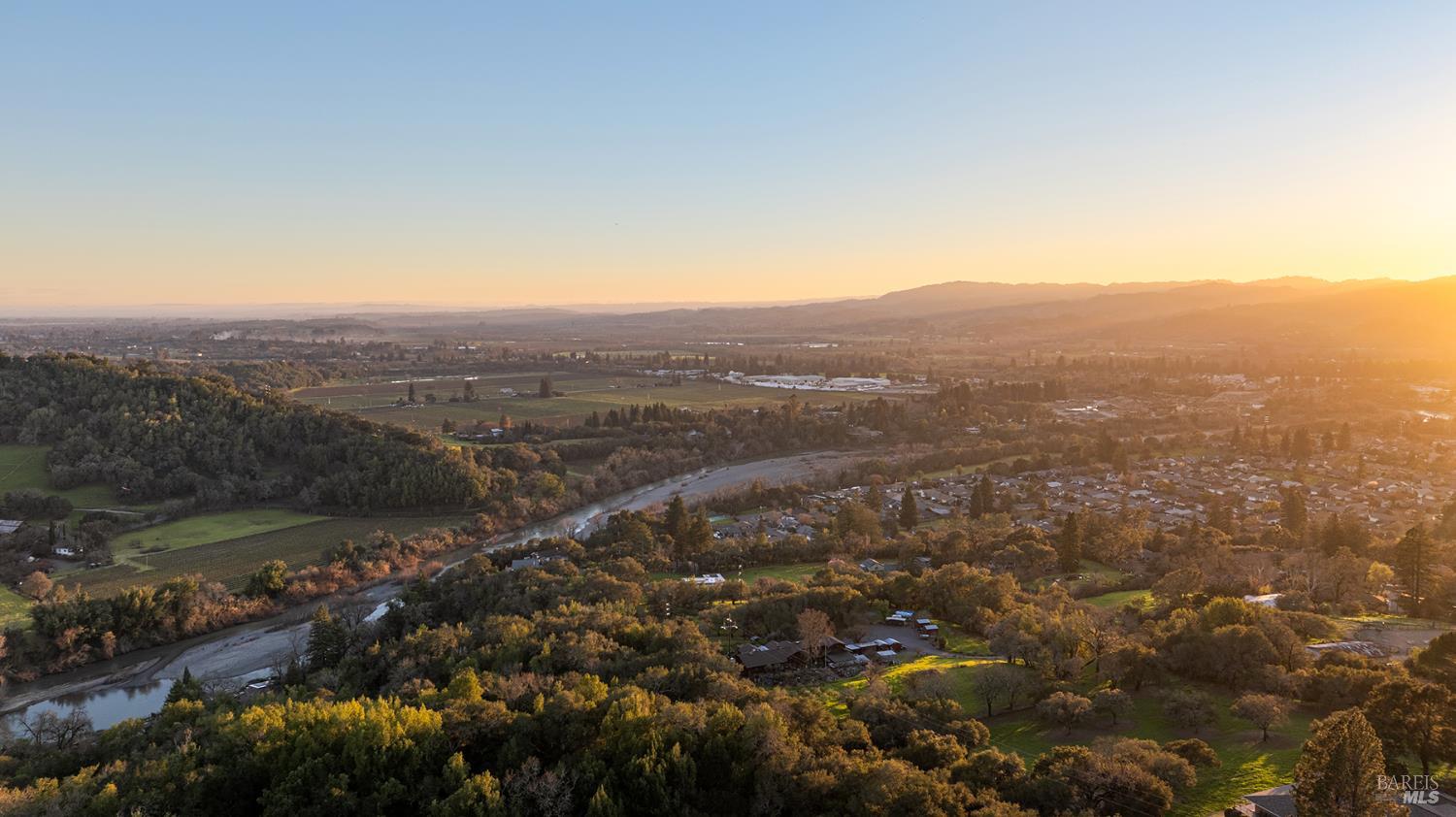 1625 Madrone Avenue Healdsburg CA 95448