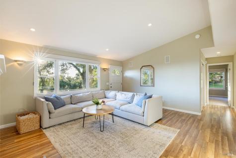 1625 Madrone Avenue Healdsburg CA 95448
