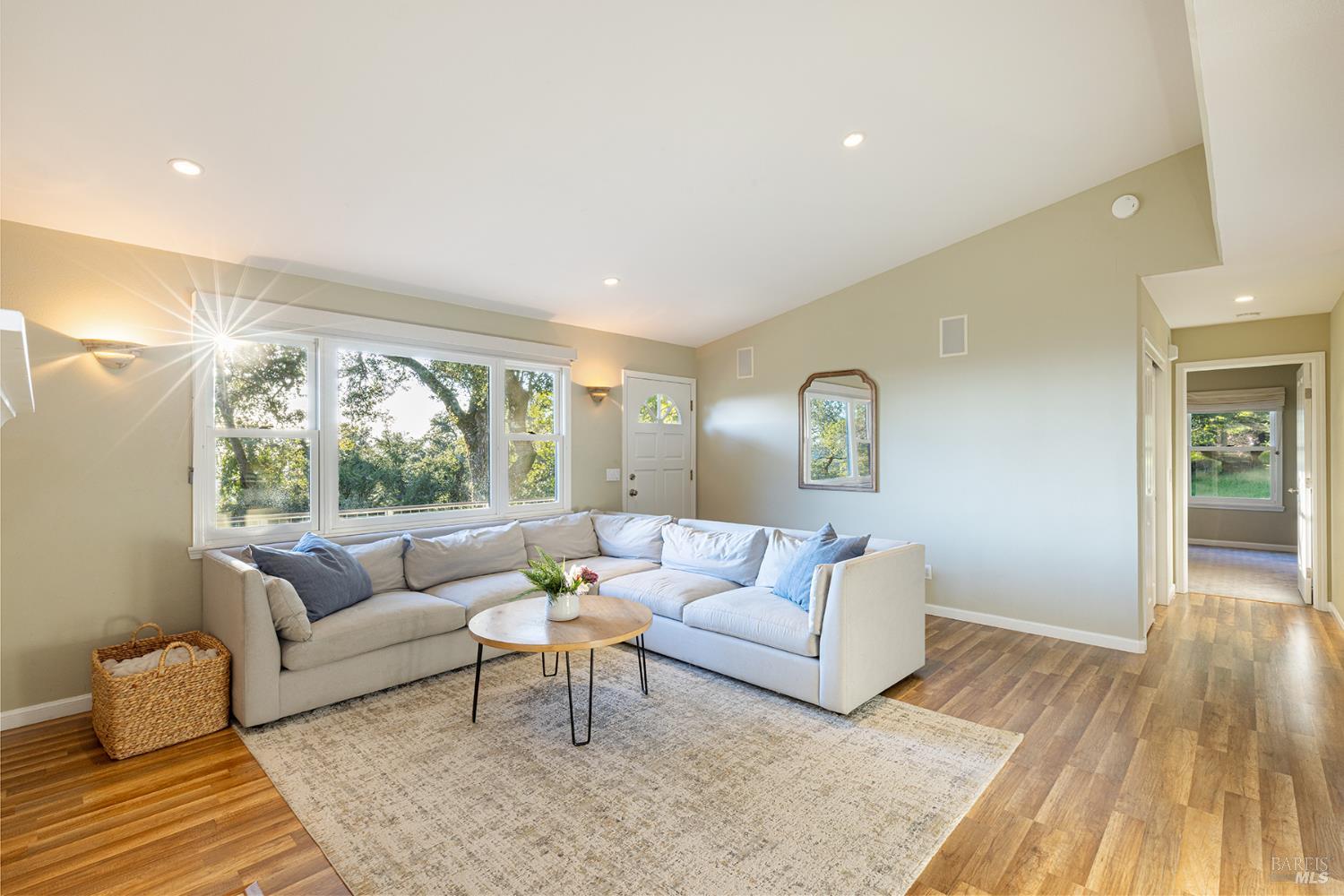 1625 Madrone Avenue Healdsburg CA 95448