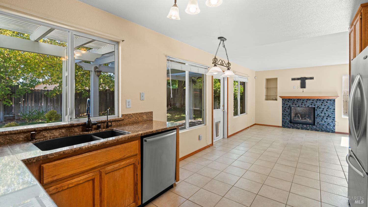 1025 Cinnabar Way Vacaville CA 95687