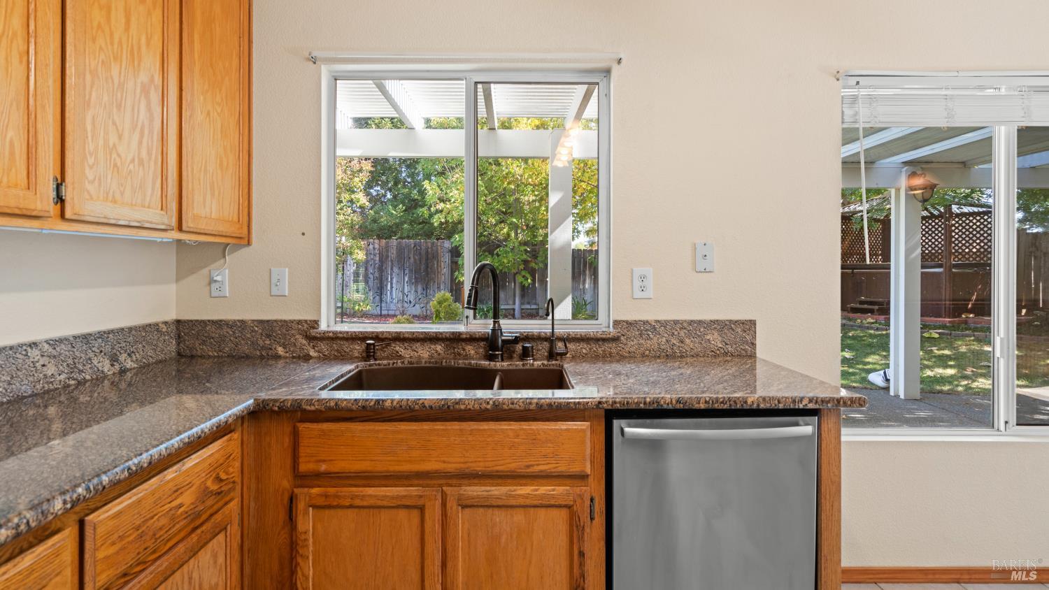 1025 Cinnabar Way Vacaville CA 95687
