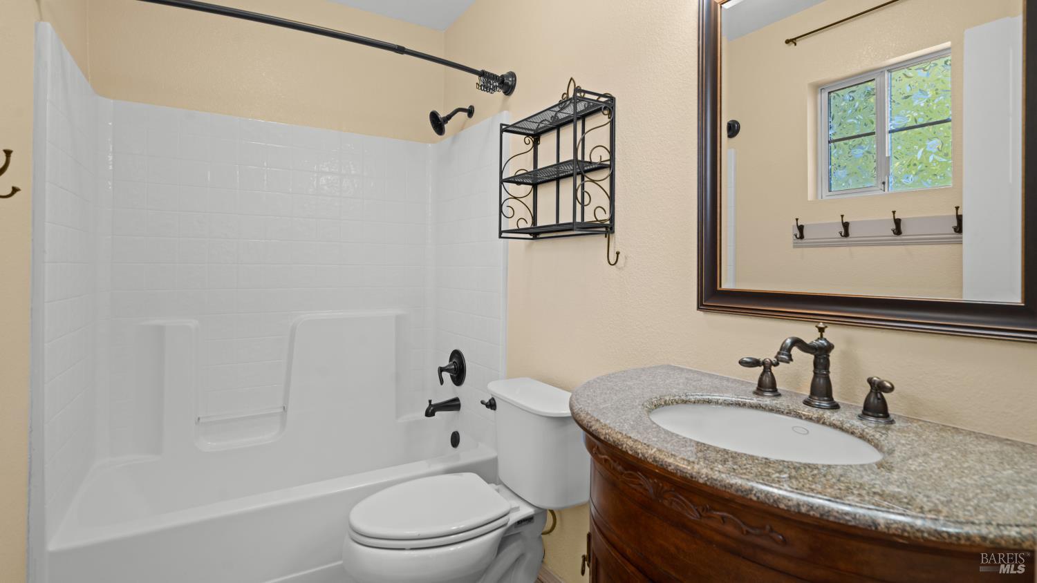 1025 Cinnabar Way Vacaville CA 95687