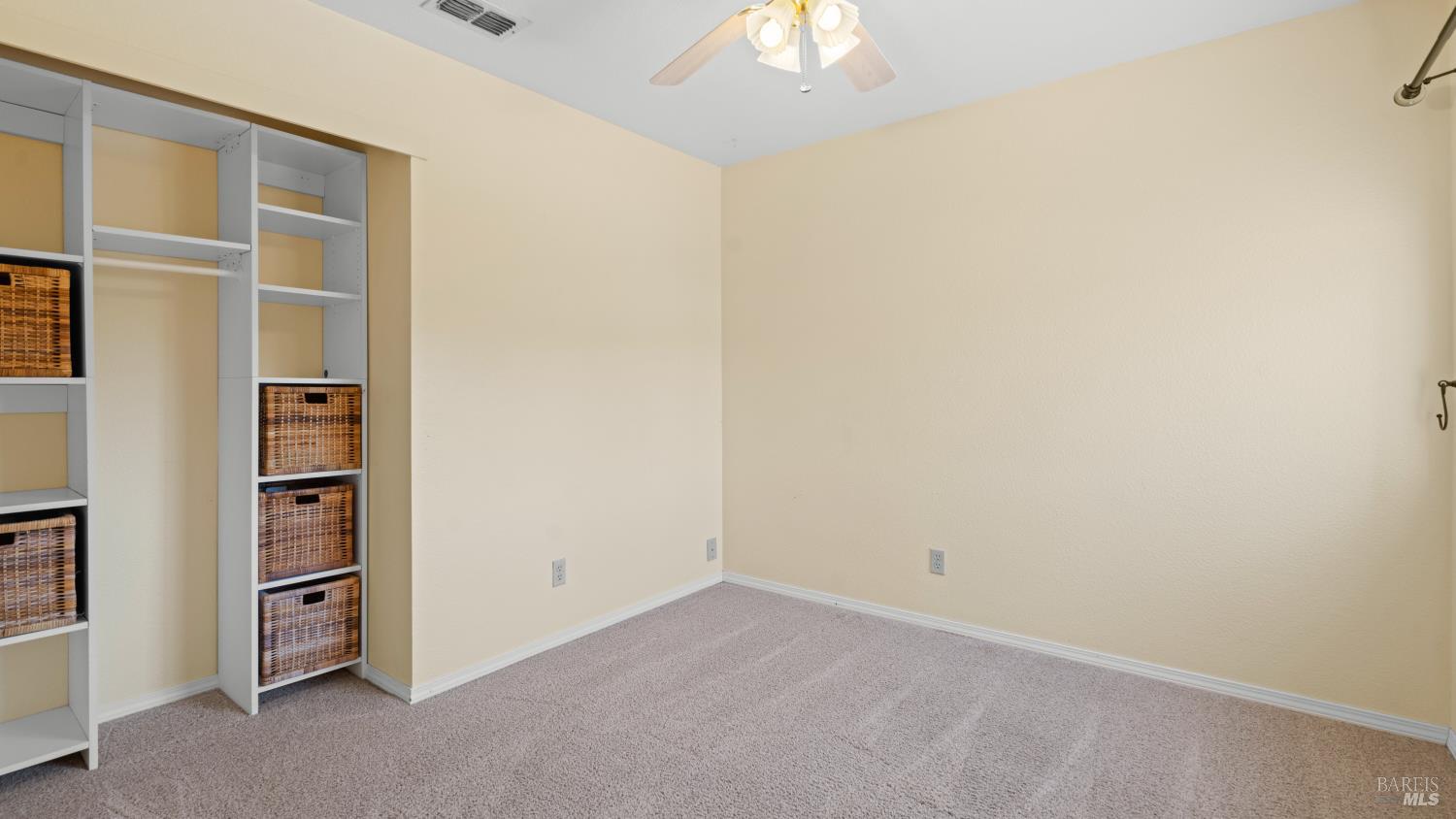 1025 Cinnabar Way Vacaville CA 95687