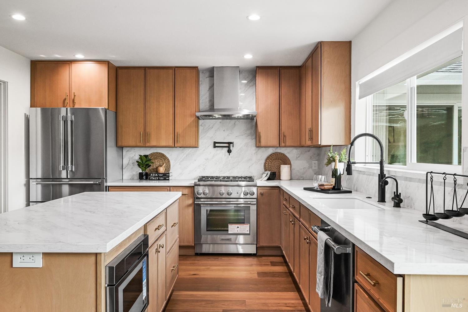 8911 Oakmont Drive Santa Rosa CA 95409