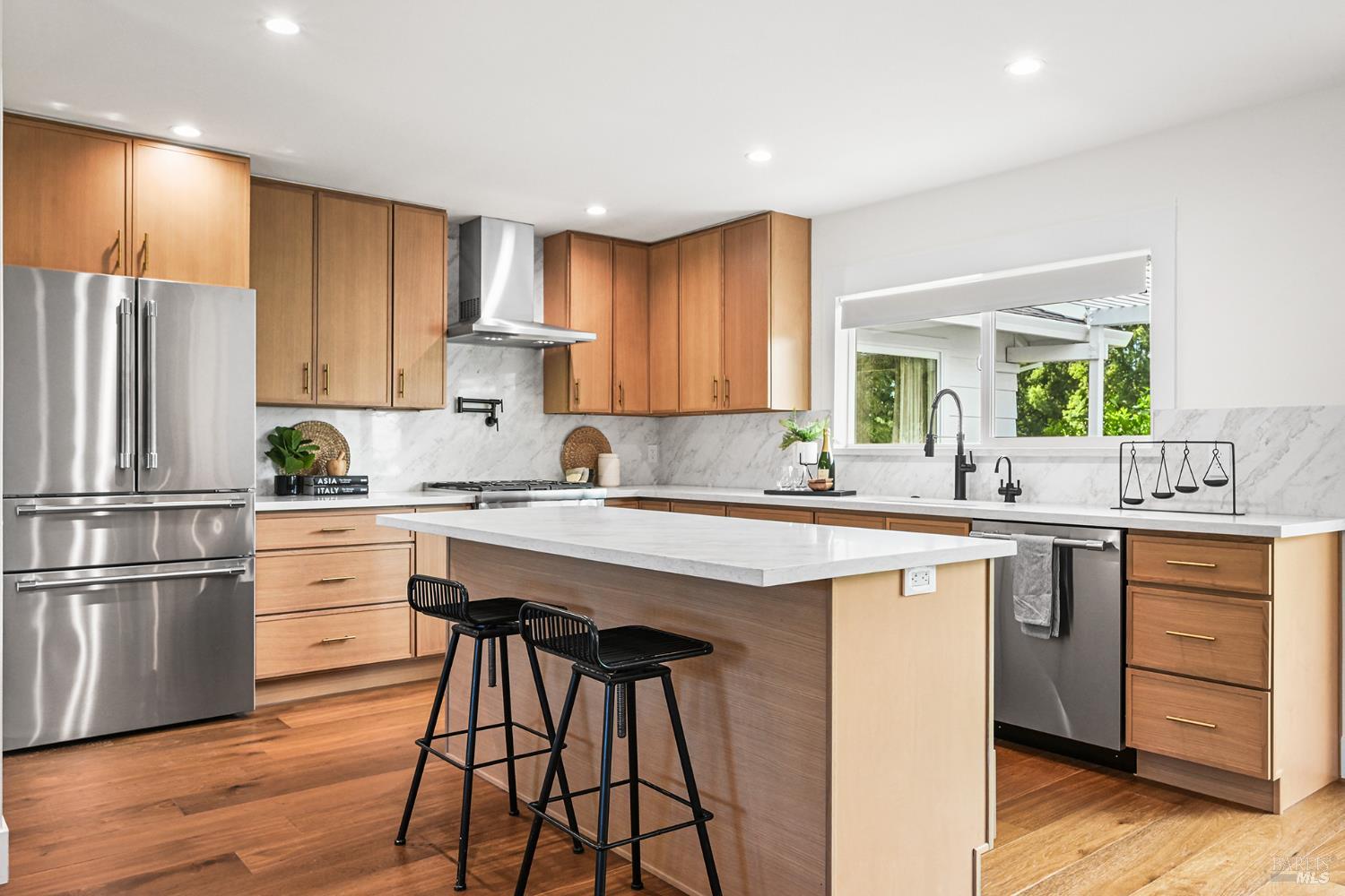 8911 Oakmont Drive Santa Rosa CA 95409