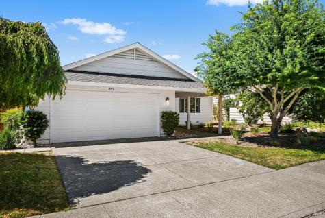 8911 Oakmont Drive Santa Rosa CA 95409