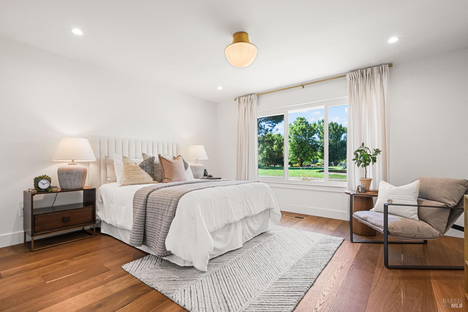 8911 Oakmont Drive Santa Rosa CA 95409