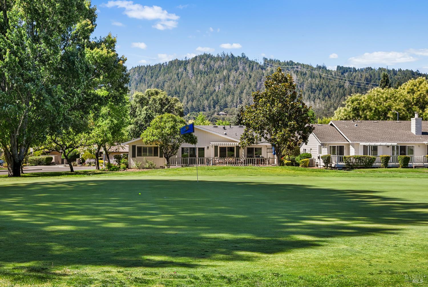 8911 Oakmont Drive Santa Rosa CA 95409