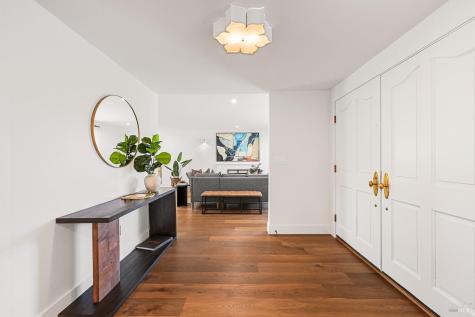 8911 Oakmont Drive Santa Rosa CA 95409