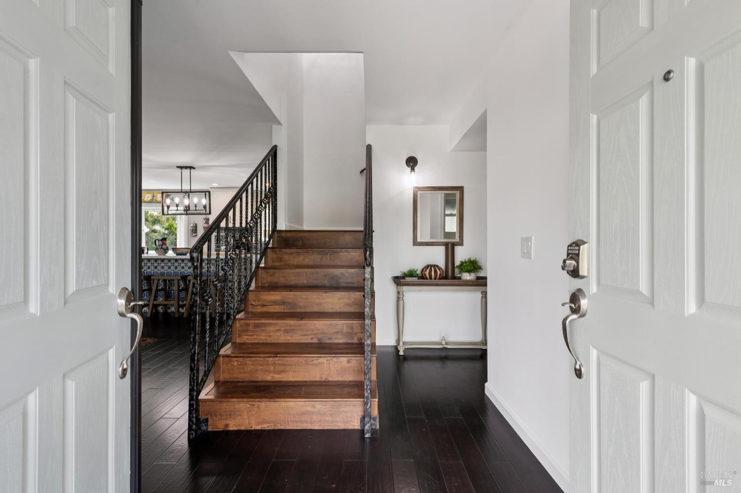385 San Carlos Way Novato CA 94945