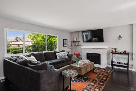 385 San Carlos Way Novato CA 94945