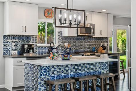 385 San Carlos Way Novato CA 94945