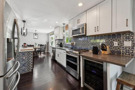 385 San Carlos Way Novato CA 94945