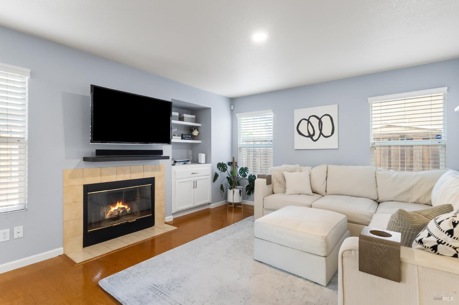 38 Tea Rose Way Suisun City CA 94585