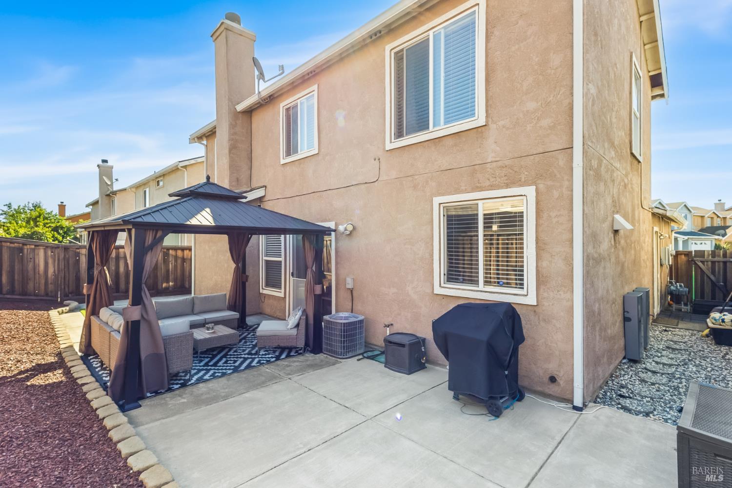 38 Tea Rose Way Suisun City CA 94585