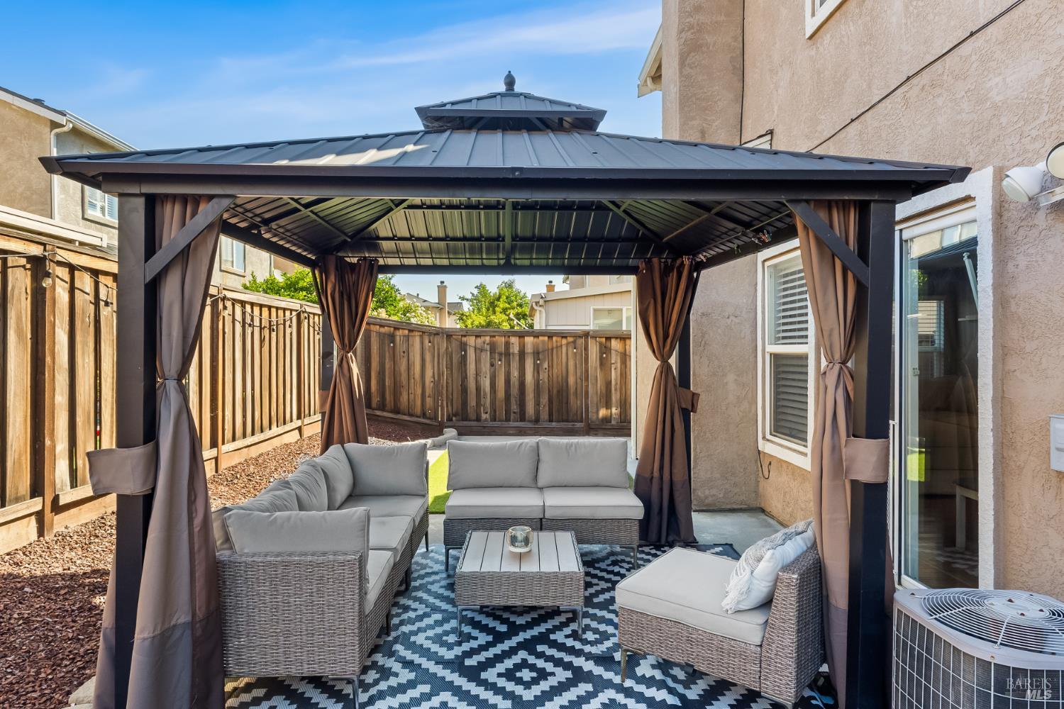 38 Tea Rose Way Suisun City CA 94585