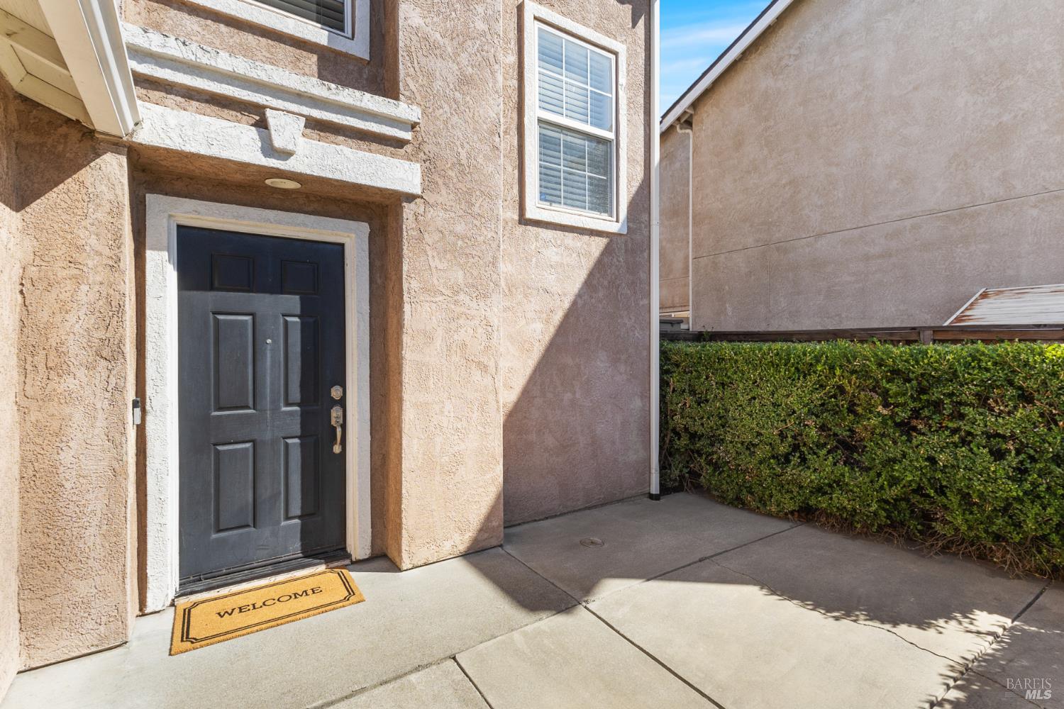38 Tea Rose Way Suisun City CA 94585