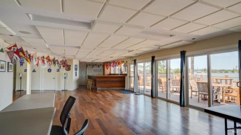 196 Caribe Isle Novato CA 94949