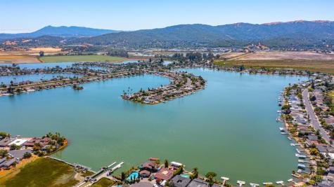 196 Caribe Isle Novato CA 94949