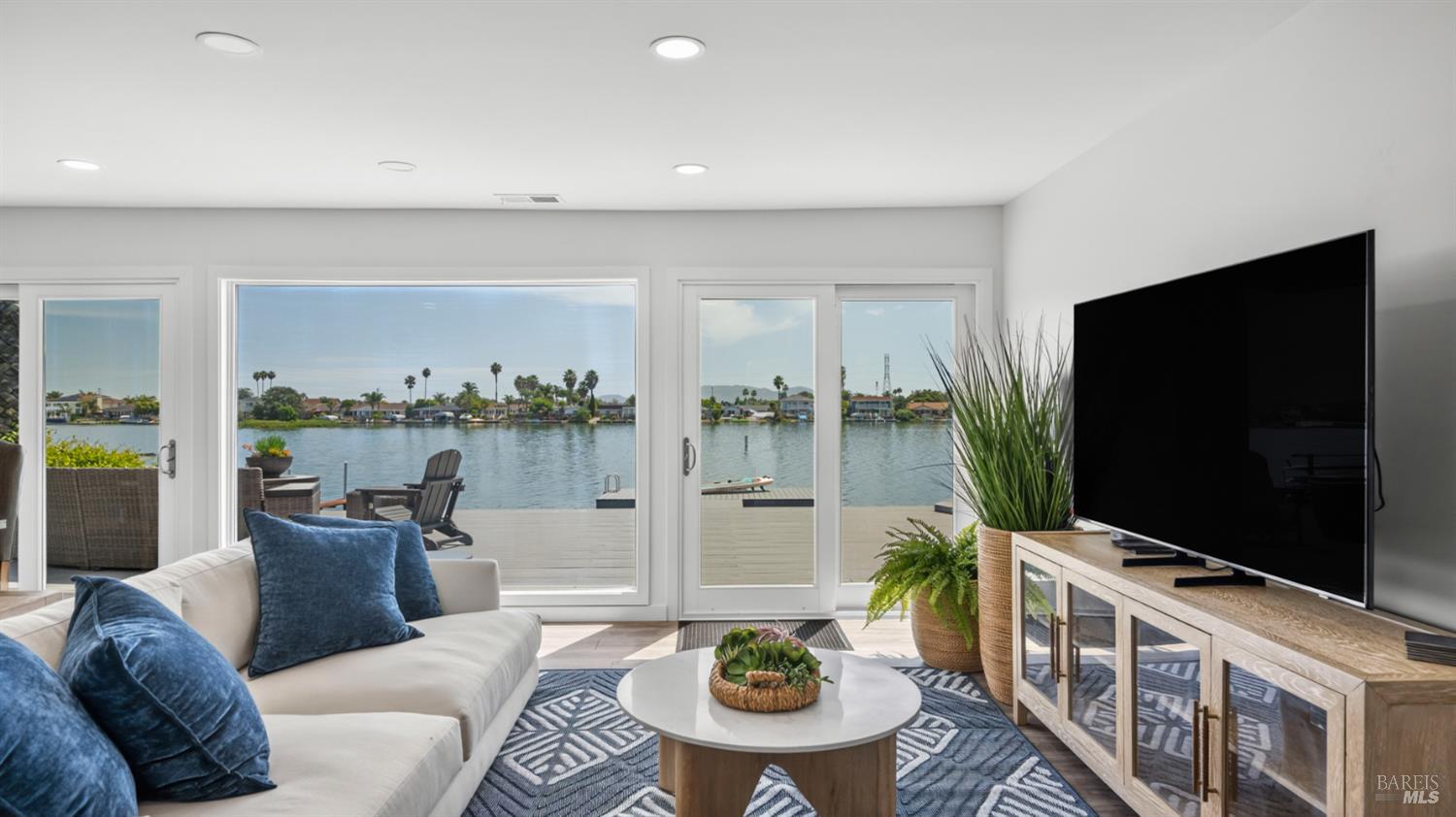 196 Caribe Isle Novato CA 94949