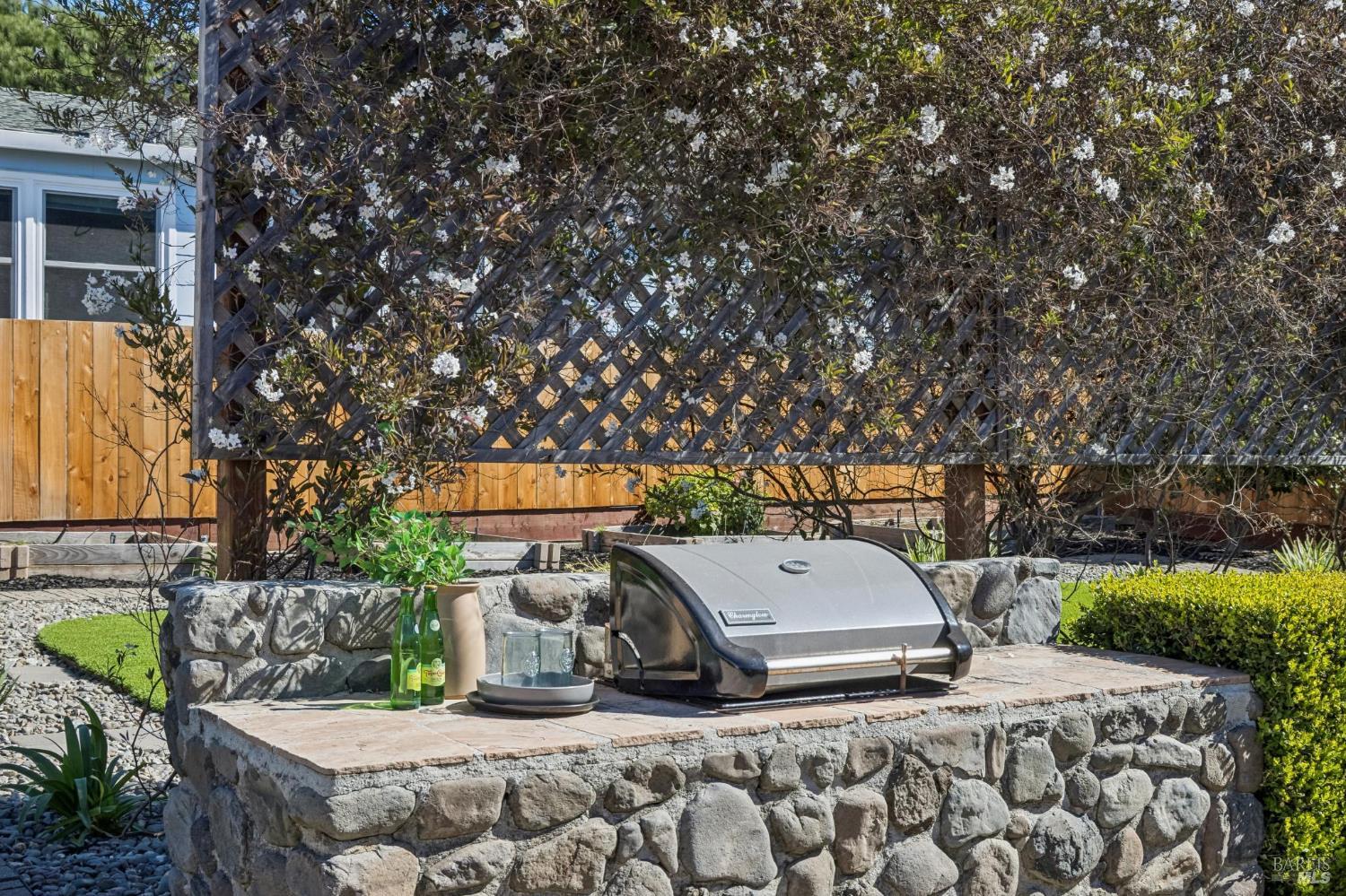 893 Tiburon Boulevard Tiburon CA 94920