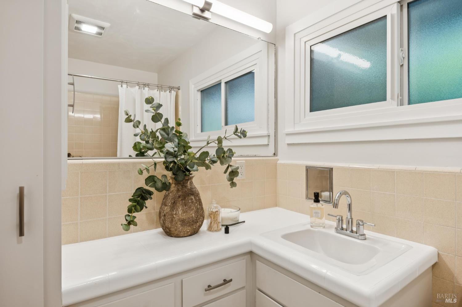 893 Tiburon Boulevard Tiburon CA 94920