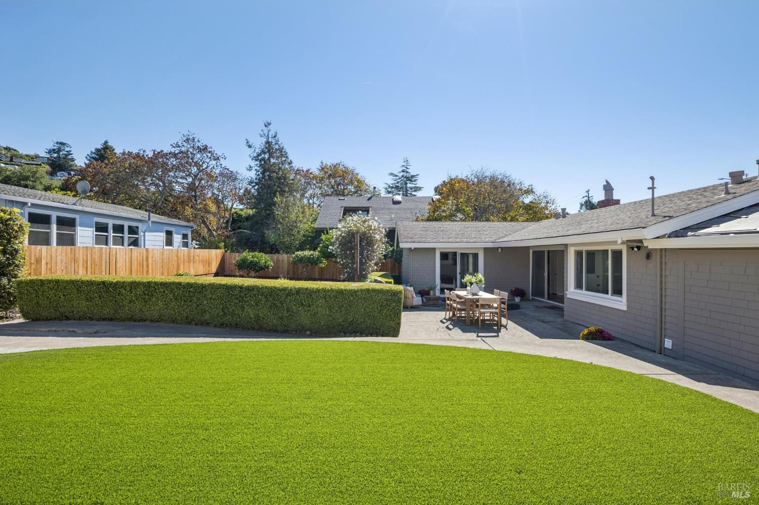 893 Tiburon Boulevard Tiburon CA 94920