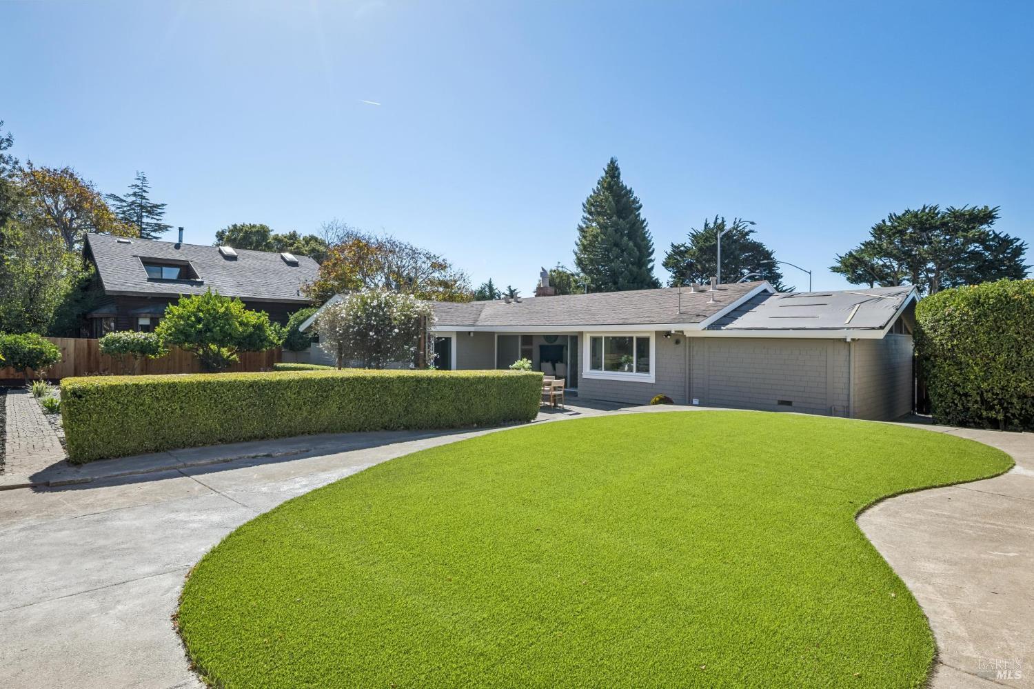 893 Tiburon Boulevard Tiburon CA 94920