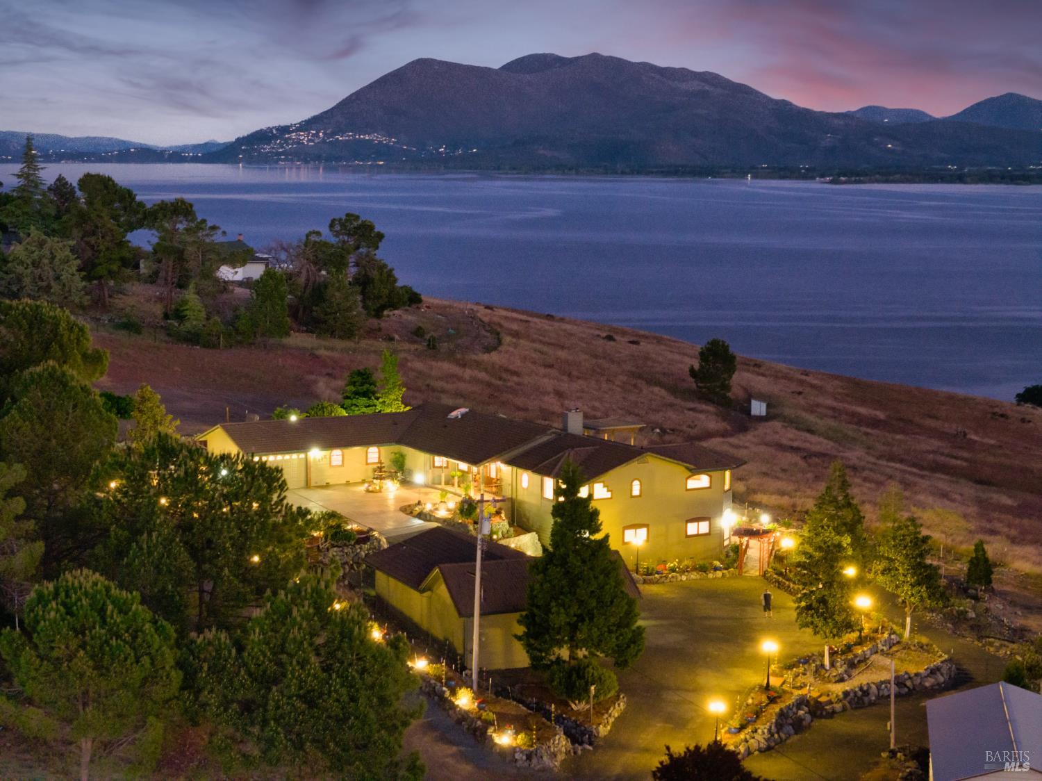 425 Lake Vista Drive Lakeport CA 95453