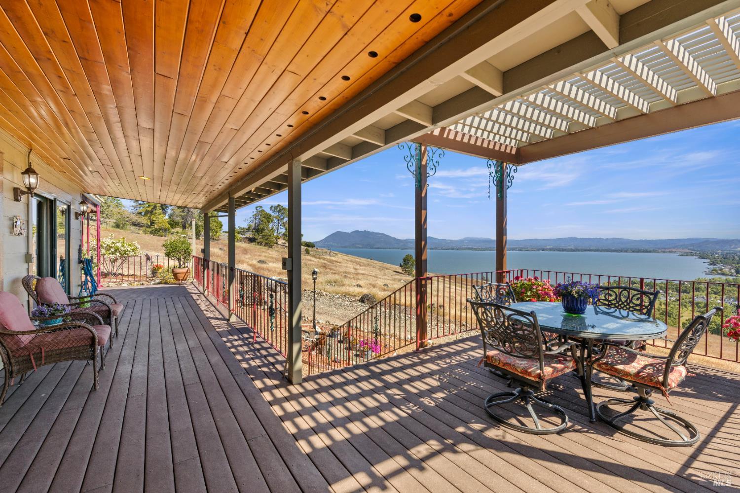 425 Lake Vista Drive Lakeport CA 95453