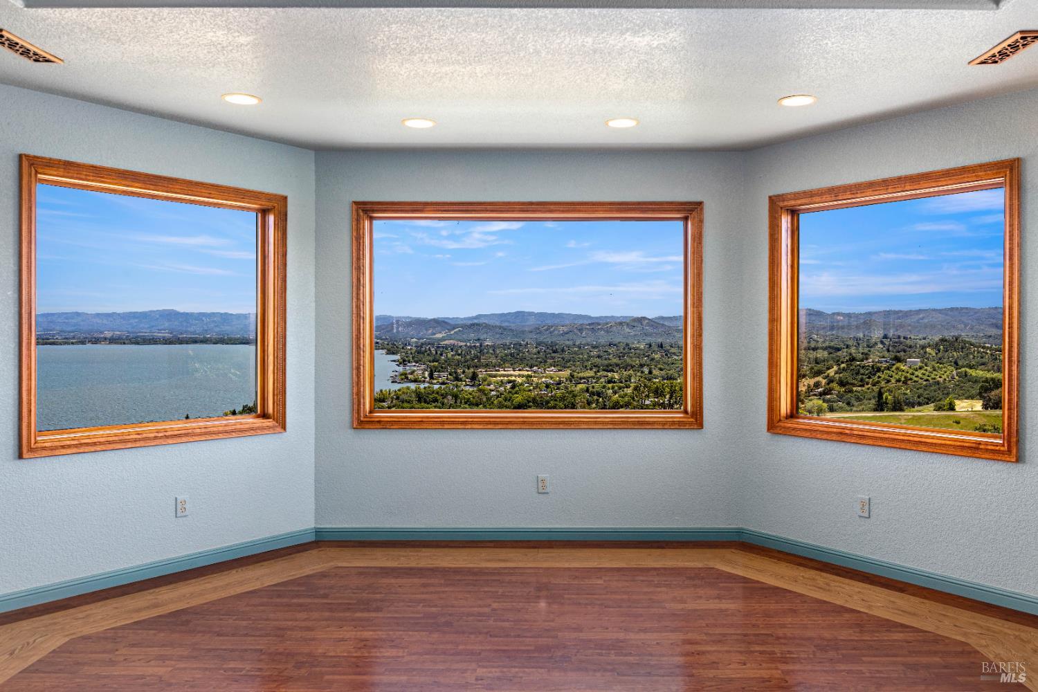 425 Lake Vista Drive Lakeport CA 95453