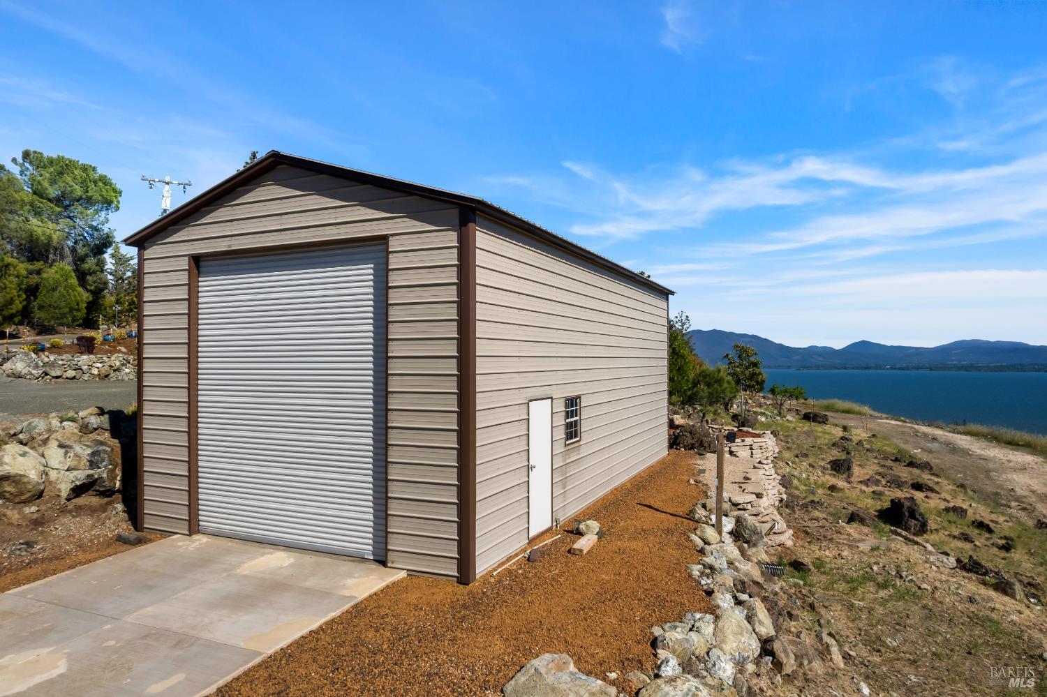 425 Lake Vista Drive Lakeport CA 95453