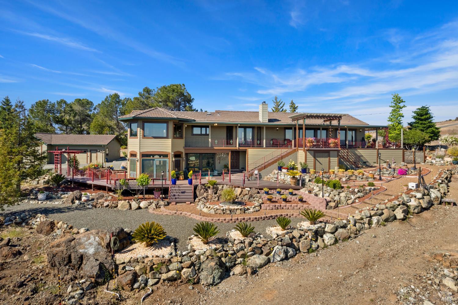 425 Lake Vista Drive Lakeport CA 95453
