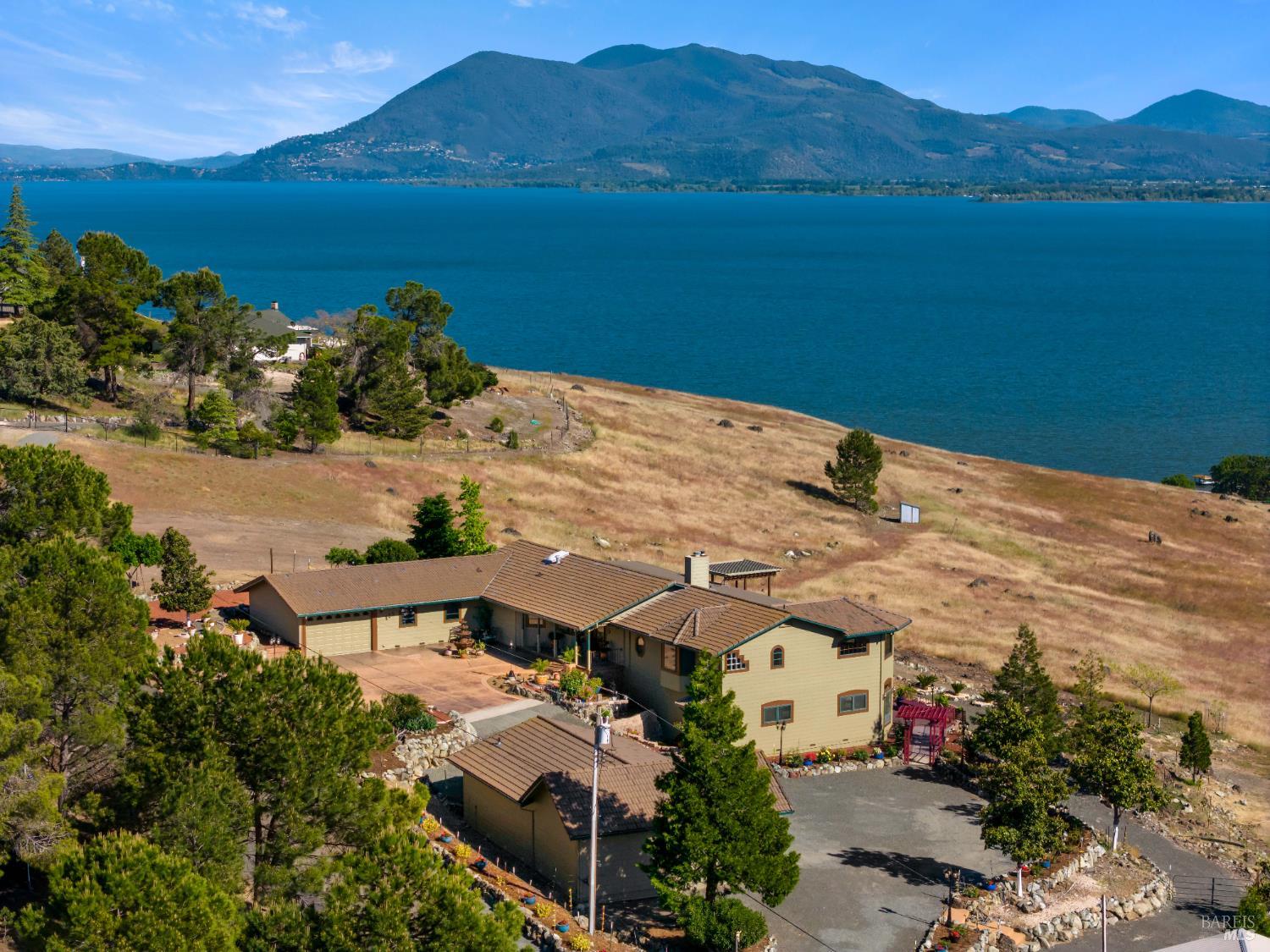 425 Lake Vista Drive Lakeport CA 95453