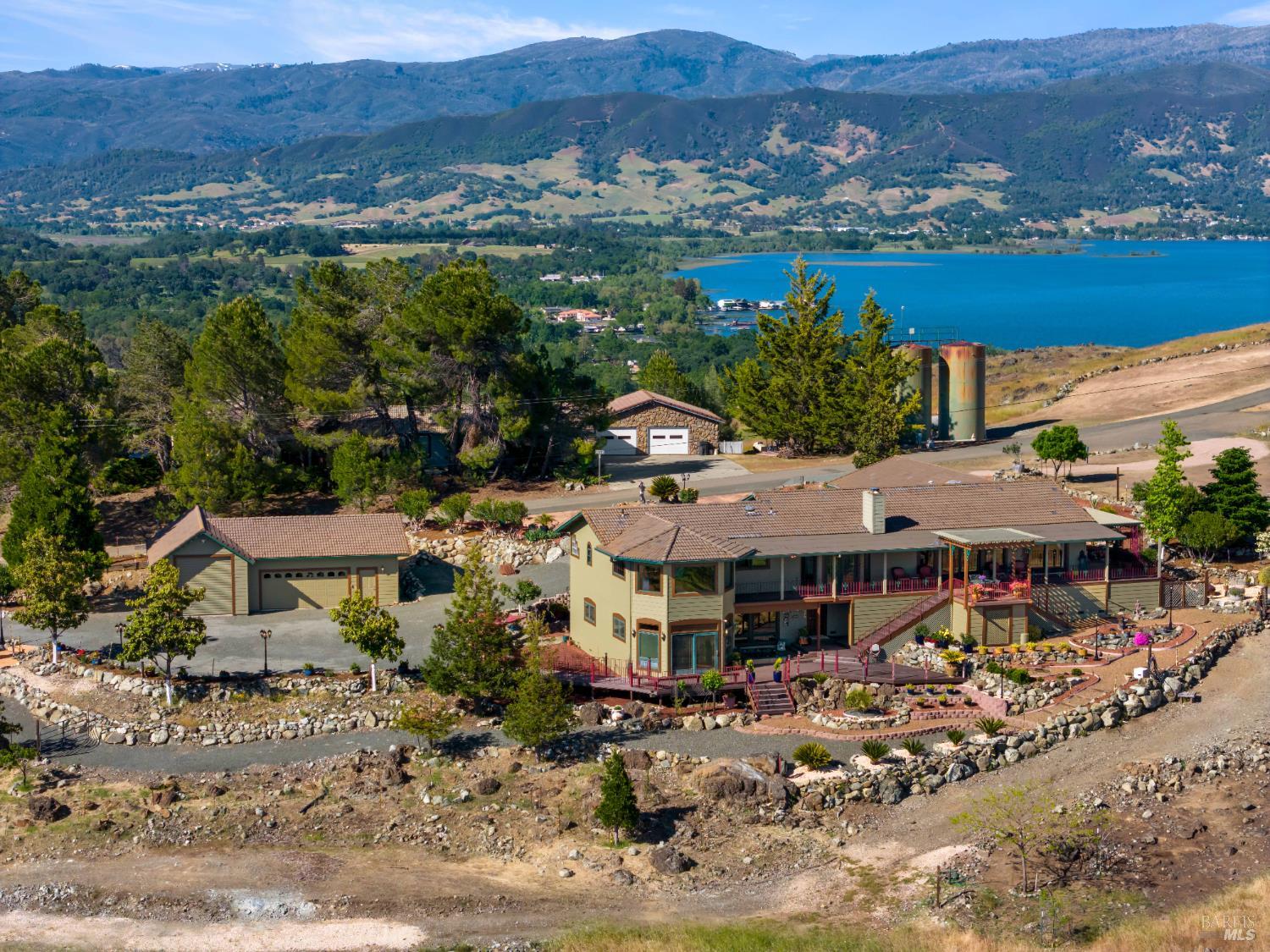 425 Lake Vista Drive Lakeport CA 95453