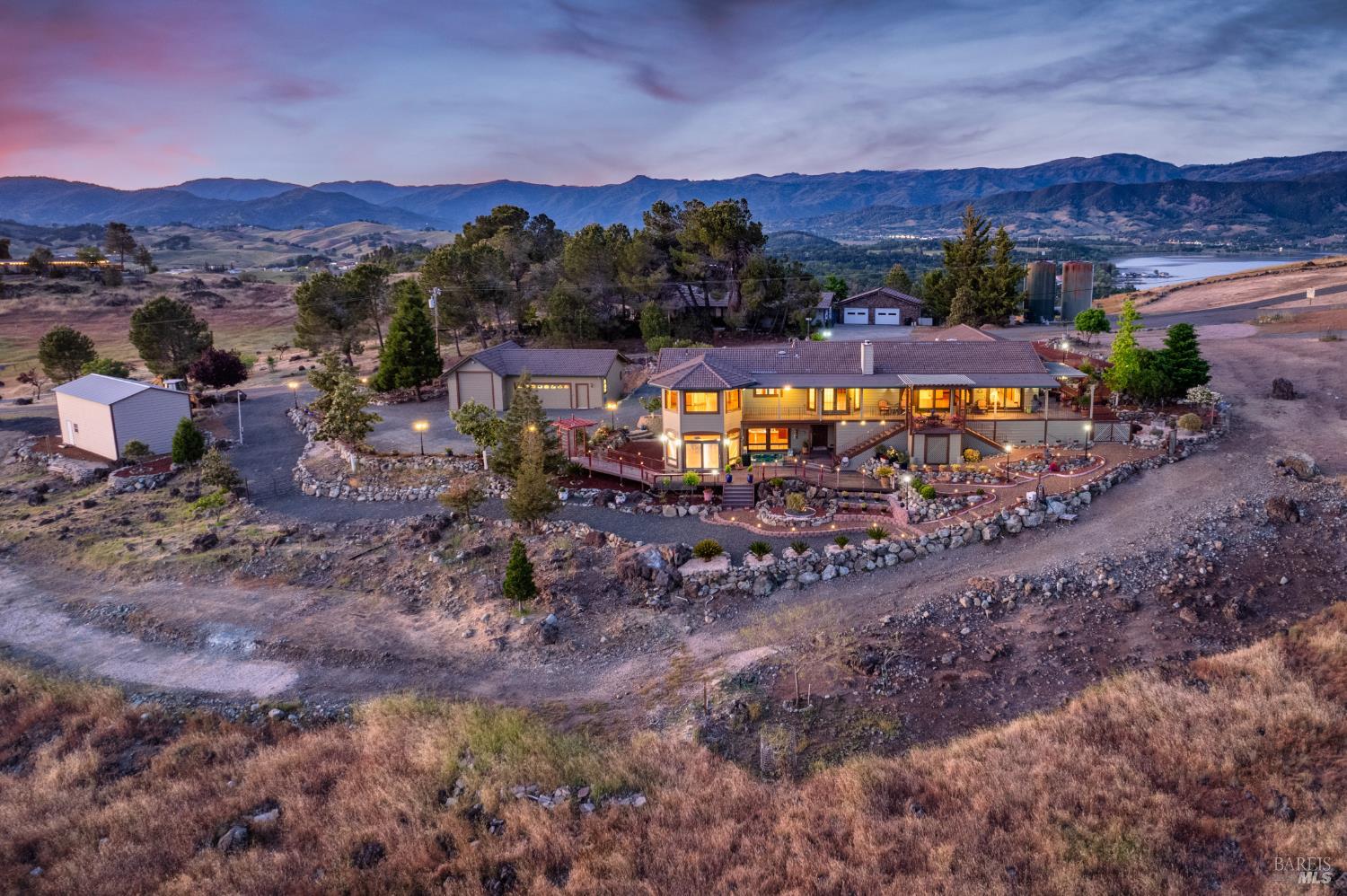 425 Lake Vista Drive Lakeport CA 95453